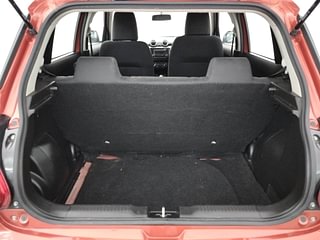 Used 2019 Maruti Suzuki Swift [2017-2021] VXI AMT Petrol Automatic interior DICKY INSIDE VIEW