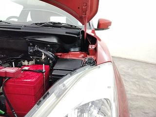 Used 2019 Maruti Suzuki Swift [2017-2021] VXI AMT Petrol Automatic engine ENGINE LEFT SIDE HINGE & APRON VIEW