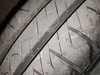 Used 2019 Maruti Suzuki Swift [2017-2021] VXI AMT Petrol Automatic tyres RIGHT REAR TYRE TREAD VIEW