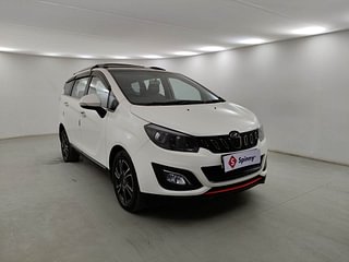 Used 2021 Mahindra Marazzo M6 Plus 8str Diesel Manual exterior RIGHT FRONT CORNER VIEW