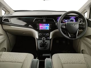 Used 2021 Mahindra Marazzo M6 Plus 8str Diesel Manual interior DASHBOARD VIEW