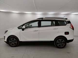 Used 2021 Mahindra Marazzo M6 Plus 8str Diesel Manual exterior LEFT SIDE VIEW