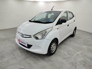 Used 2018 Hyundai Eon [2011-2018] Era + Petrol Manual exterior LEFT FRONT CORNER VIEW