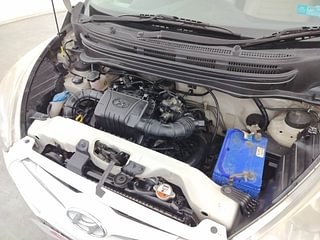 Used 2018 Hyundai Eon [2011-2018] Era + Petrol Manual engine ENGINE LEFT SIDE VIEW