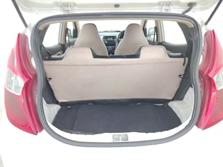 Used 2018 Hyundai Eon [2011-2018] Era + Petrol Manual interior DICKY INSIDE VIEW