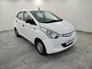 Used 2018 Hyundai Eon [2011-2018] Era + Petrol Manual exterior RIGHT FRONT CORNER VIEW