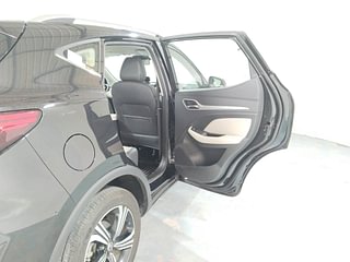 Used 2022 MG Motors Astor Sharp 1.5 MT Petrol Manual interior RIGHT REAR DOOR OPEN VIEW