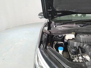 Used 2022 MG Motors Astor Sharp 1.5 MT Petrol Manual engine ENGINE RIGHT SIDE HINGE & APRON VIEW