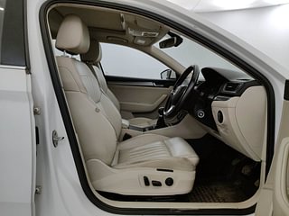 Used 2019 Skoda Superb [2016-2020] Style TSI MT Petrol Manual interior RIGHT SIDE FRONT DOOR CABIN VIEW
