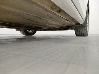 Used 2019 Skoda Superb [2016-2020] Style TSI MT Petrol Manual extra REAR RIGHT UNDERBODY VIEW