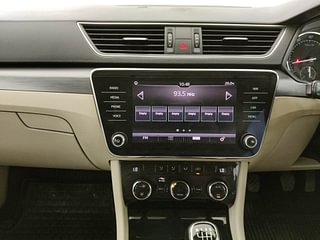 Used 2019 Skoda Superb [2016-2020] Style TSI MT Petrol Manual interior MUSIC SYSTEM & AC CONTROL VIEW
