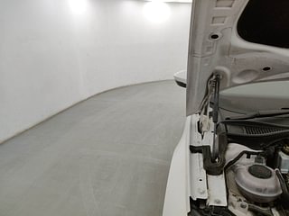 Used 2019 Skoda Superb [2016-2020] Style TSI MT Petrol Manual engine ENGINE RIGHT SIDE HINGE & APRON VIEW
