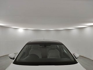 Used 2019 Skoda Superb [2016-2020] Style TSI MT Petrol Manual exterior FRONT WINDSHIELD VIEW