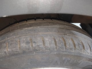 Used 2020 Hyundai New Santro 1.1 Magna Petrol Manual tyres LEFT REAR TYRE TREAD VIEW