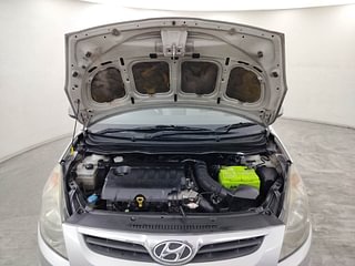 Used 2012 Hyundai i20 [2012-2014] Asta 1.4 CRDI Diesel Manual engine ENGINE & BONNET OPEN FRONT VIEW