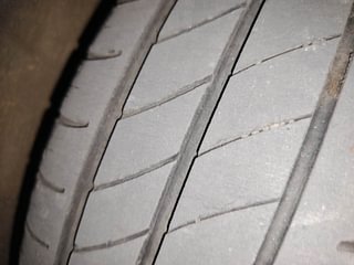 Used 2012 Hyundai i20 [2012-2014] Asta 1.4 CRDI Diesel Manual tyres RIGHT REAR TYRE TREAD VIEW