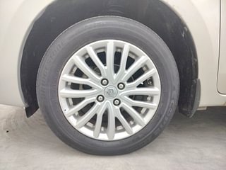 Used 2018 Maruti Suzuki Dzire [2017-2020] ZDI Diesel Manual tyres LEFT FRONT TYRE RIM VIEW