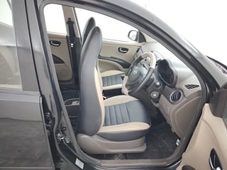 Used 2011 Hyundai i10 Sportz 1.2 Kappa2 Petrol Manual interior RIGHT SIDE FRONT DOOR CABIN VIEW