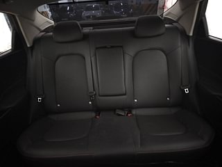 Used 2023 Hyundai Verna SX (O) 1.5 Turbo Petrol DCT Petrol Automatic interior REAR SEAT CONDITION VIEW