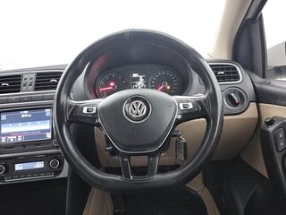 Used 2019 Volkswagen Ameo [2016-2020] 1.0 Highline Plus Petrol Petrol Manual interior STEERING VIEW