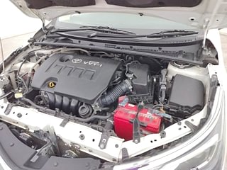 Used 2019 Toyota Corolla Altis [2017-2020] VL CVT Petrol Petrol Automatic engine ENGINE LEFT SIDE VIEW
