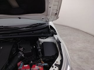 Used 2019 Toyota Corolla Altis [2017-2020] VL CVT Petrol Petrol Automatic engine ENGINE LEFT SIDE HINGE & APRON VIEW