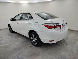 Used 2019 Toyota Corolla Altis [2017-2020] VL CVT Petrol Petrol Automatic exterior LEFT REAR CORNER VIEW