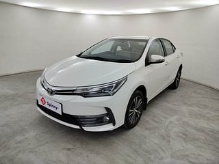 Used 2019 Toyota Corolla Altis [2017-2020] VL CVT Petrol Petrol Automatic exterior LEFT FRONT CORNER VIEW