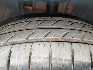 Used 2020 Renault Triber RXT Petrol Manual tyres RIGHT FRONT TYRE TREAD VIEW