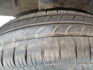 Used 2020 Renault Triber RXT Petrol Manual tyres RIGHT REAR TYRE TREAD VIEW