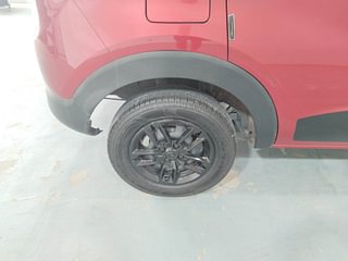 Used 2020 Renault Triber RXT Petrol Manual tyres RIGHT REAR TYRE RIM VIEW