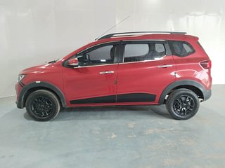 Used 2020 Renault Triber RXT Petrol Manual exterior LEFT SIDE VIEW
