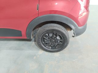 Used 2020 Renault Triber RXT Petrol Manual tyres LEFT REAR TYRE RIM VIEW