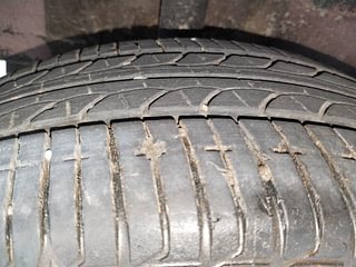 Used 2020 Tata Tiago XZA Plus Dual Tone Roof AMT Petrol Automatic tyres RIGHT REAR TYRE TREAD VIEW