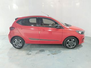 Used 2020 Tata Tiago XZA Plus Dual Tone Roof AMT Petrol Automatic exterior RIGHT SIDE VIEW