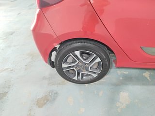 Used 2020 Tata Tiago XZA Plus Dual Tone Roof AMT Petrol Automatic tyres RIGHT REAR TYRE RIM VIEW