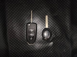Used 2020 Tata Tiago XZA Plus Dual Tone Roof AMT Petrol Automatic extra CAR KEY VIEW