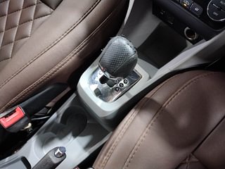 Used 2020 Tata Tiago XZA Plus Dual Tone Roof AMT Petrol Automatic interior GEAR  KNOB VIEW
