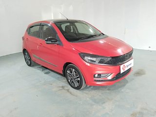 Used 2020 Tata Tiago XZA Plus Dual Tone Roof AMT Petrol Automatic exterior RIGHT FRONT CORNER VIEW