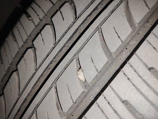Used 2013 Nissan Sunny [2011-2014] XV Petrol Manual tyres RIGHT REAR TYRE TREAD VIEW