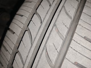 Used 2013 Nissan Sunny [2011-2014] XV Petrol Manual tyres LEFT FRONT TYRE TREAD VIEW