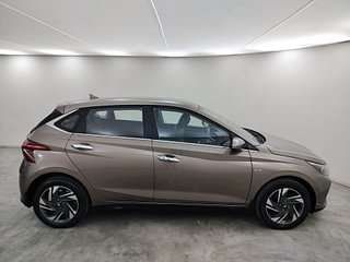 Used 2021 Hyundai New i20 Asta 1.0 Turbo IMT Petrol Manual exterior RIGHT SIDE VIEW
