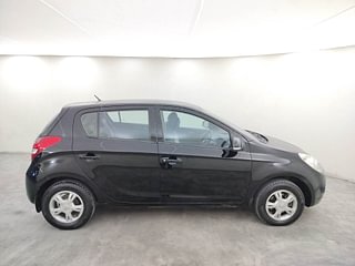 Used 2012 Hyundai i20 [2012-2014] Sportz 1.4 CRDI Diesel Manual exterior RIGHT SIDE VIEW