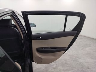 Used 2012 Hyundai i20 [2012-2014] Sportz 1.4 CRDI Diesel Manual interior RIGHT REAR DOOR OPEN VIEW