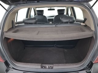 Used 2012 Hyundai i20 [2012-2014] Sportz 1.4 CRDI Diesel Manual interior DICKY INSIDE VIEW