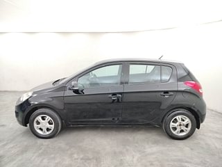 Used 2012 Hyundai i20 [2012-2014] Sportz 1.4 CRDI Diesel Manual exterior LEFT SIDE VIEW