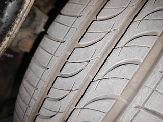 Used 2012 Hyundai i20 [2012-2014] Sportz 1.4 CRDI Diesel Manual tyres LEFT FRONT TYRE TREAD VIEW