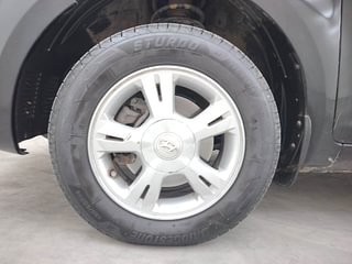 Used 2012 Hyundai i20 [2012-2014] Sportz 1.4 CRDI Diesel Manual tyres LEFT FRONT TYRE RIM VIEW