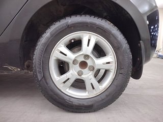 Used 2012 Hyundai i20 [2012-2014] Sportz 1.4 CRDI Diesel Manual tyres LEFT REAR TYRE RIM VIEW