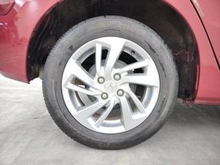 Used 2022 Honda Jazz ZX CVT Petrol Automatic tyres RIGHT REAR TYRE RIM VIEW